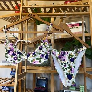 Purple flowers ruffled up underwire top & high cut full bottoms
